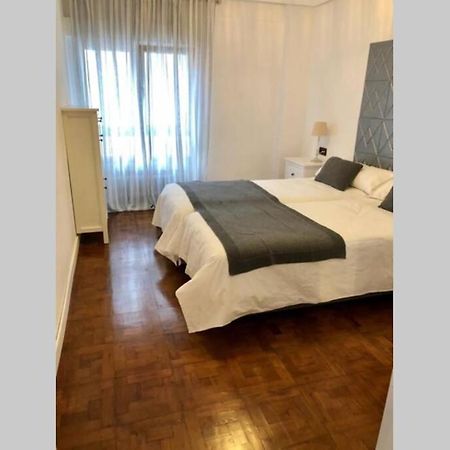 Piso En El Centro De Oviedo Apartment ภายนอก รูปภาพ