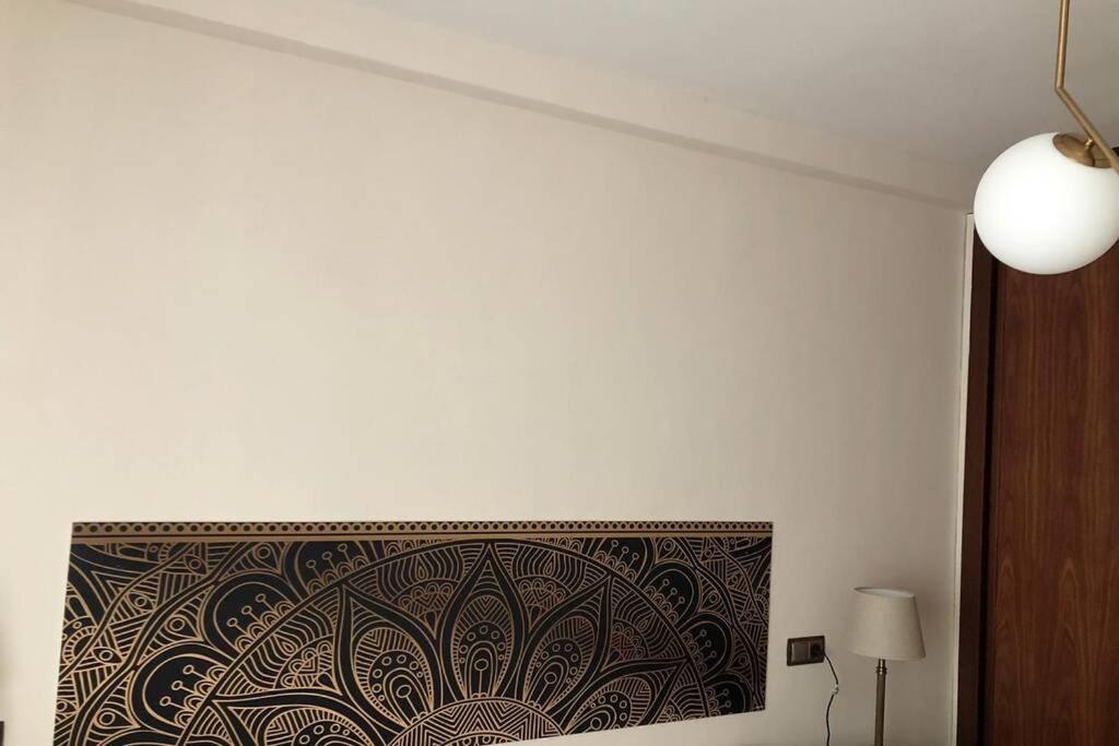 Piso En El Centro De Oviedo Apartment ภายนอก รูปภาพ
