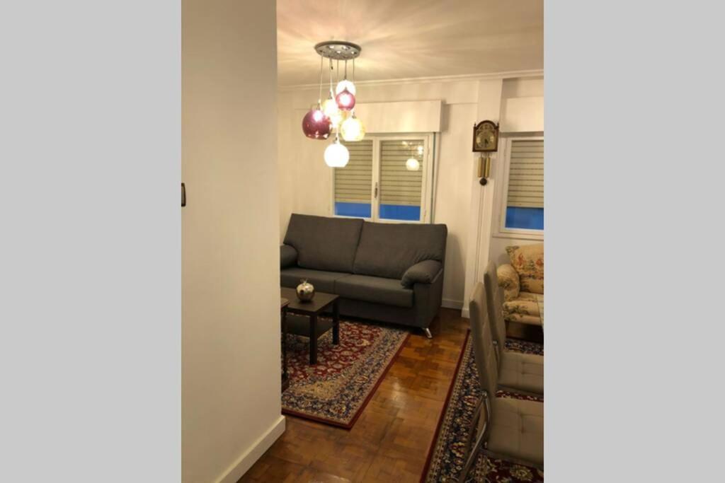 Piso En El Centro De Oviedo Apartment ภายนอก รูปภาพ